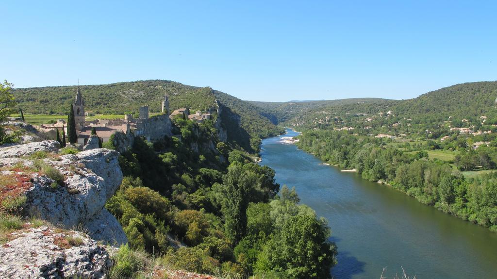 Cairenou Location Appartement Saint-Martin-dʼArdèche Buitenkant foto